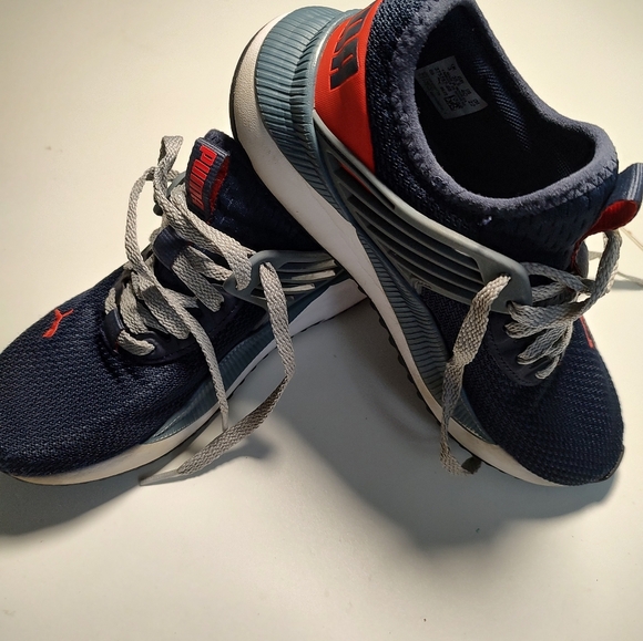 Puma Big Kids Softride Enzo Evo Sneakers - Picture 4 of 6